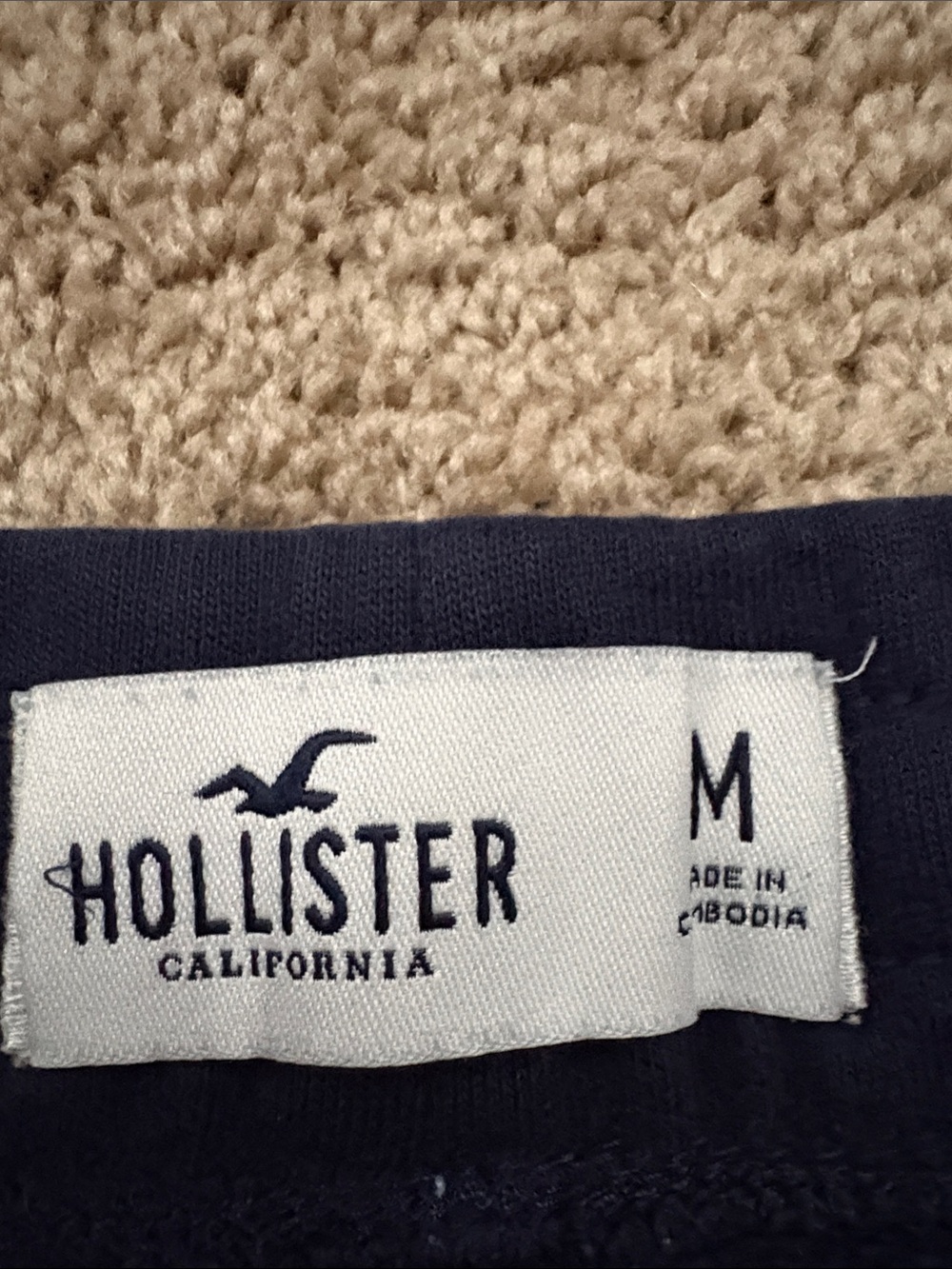 Hollister Men's Navy Drawstring Jogger Pants - Casual Comfort - Picture 2 of 2